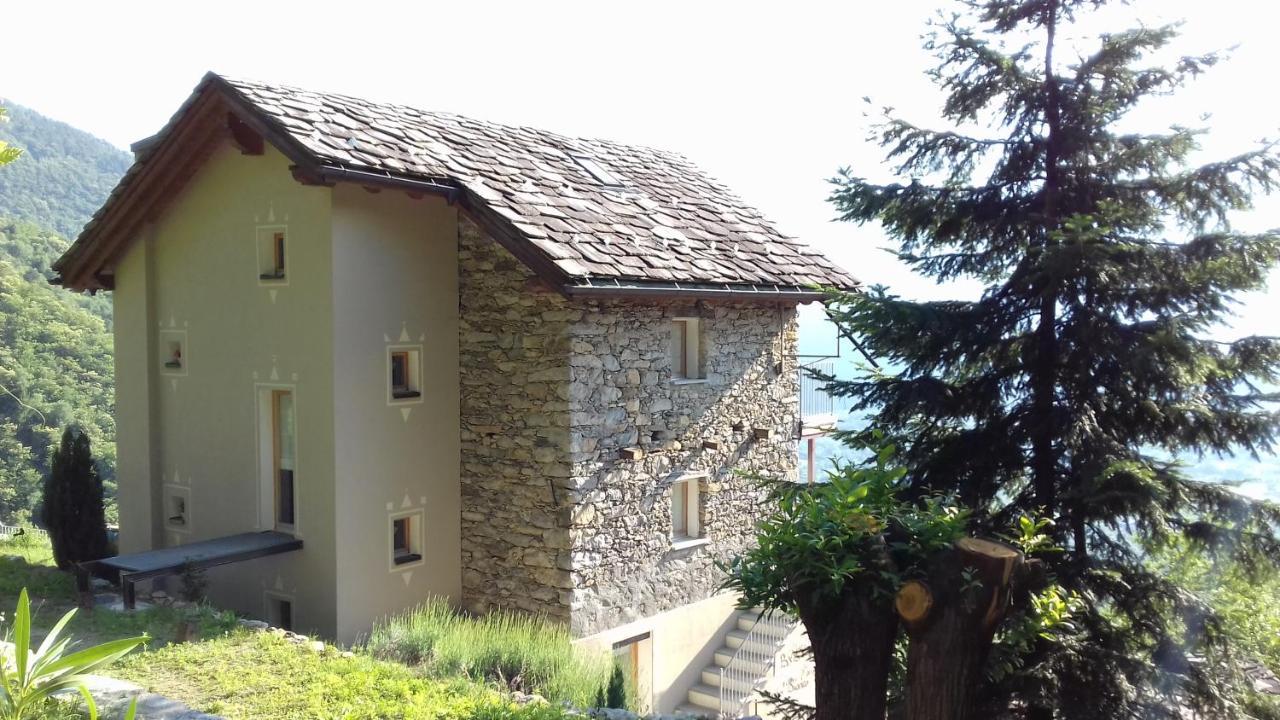 B&B Sasso Bianco Prata Camportaccio Exterior photo